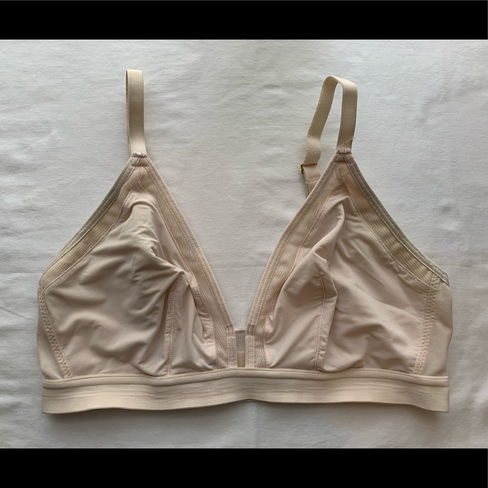 Lively “The Busty Bralette”